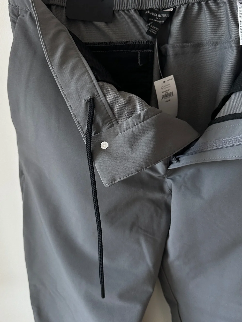 Banana Republic Men's Gray Performance Joggers